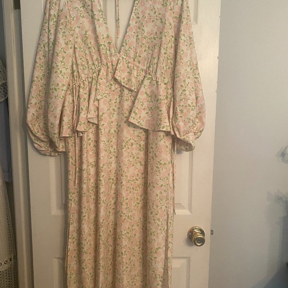 Floral Dress by Topshop Size 2